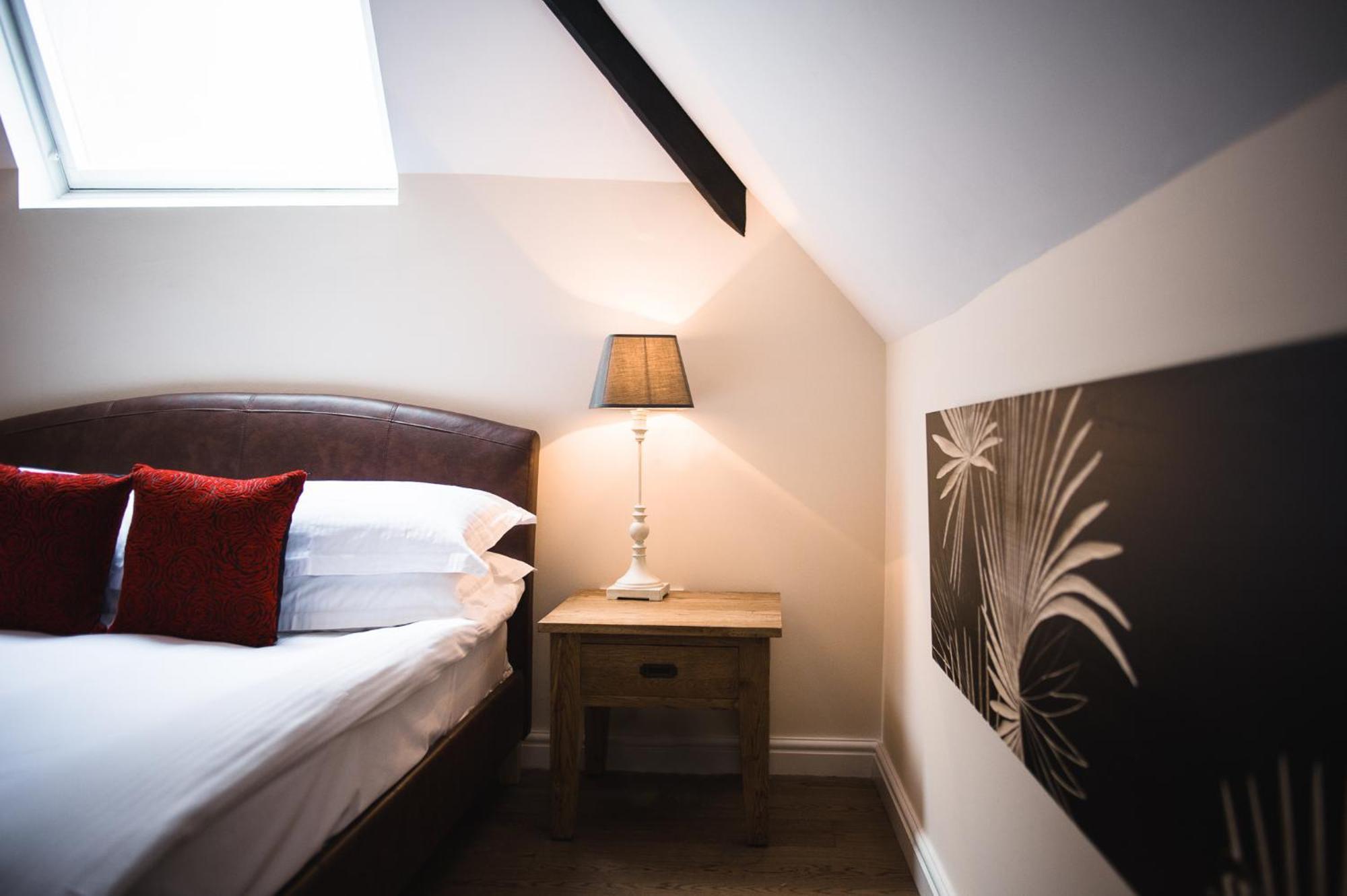 Romneys Apartments & Suites Kendal Cameră foto