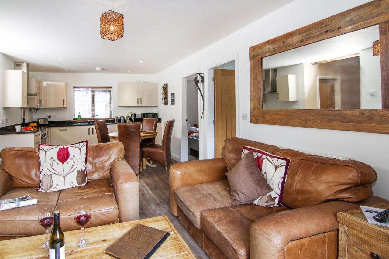 Romneys Apartments & Suites Kendal Exterior foto
